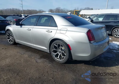 2016 Chrysler 300 300S из США, поврежденный, VIN 2C3CCABG2GH238494